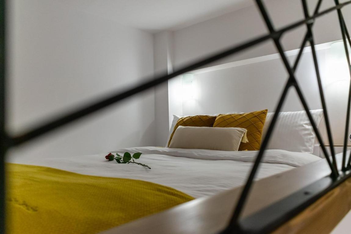 Jolie Maison Volos Esterno foto